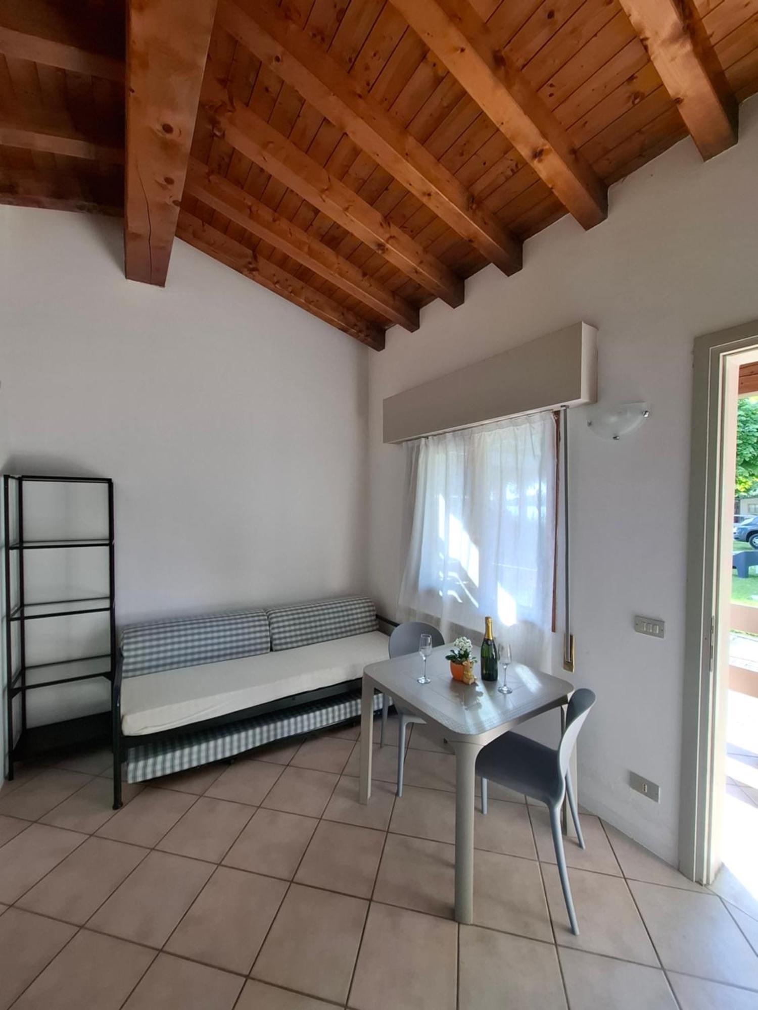 Villaggio Turistico Dei Tigli パデンゲ・スル・ガルダ 部屋 写真